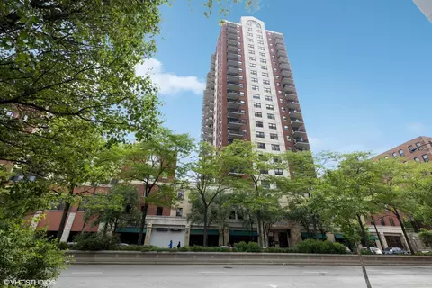 1529 S State St #17F, Chicago, IL 60605