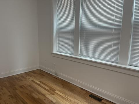 3053 E 79th Pl, Chicago, IL 60617 photo 4