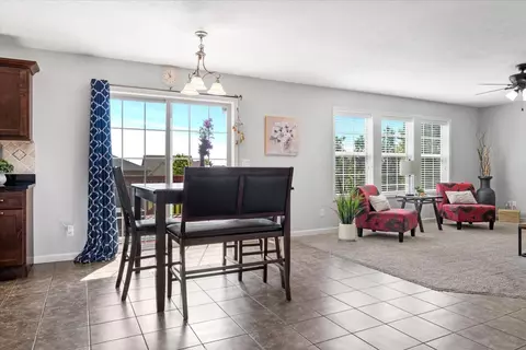 1306 Kickapoo Creek Rd, Bloomington, IL 61705 photo 9