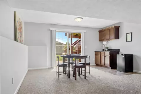 1306 Kickapoo Creek Rd, Bloomington, IL 61705 photo 12