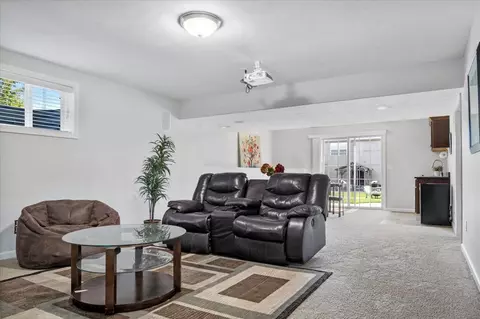1306 Kickapoo Creek Rd, Bloomington, IL 61705 photo 11