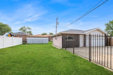8128 S Octavia Ave, Bridgeview, IL 60455 photo 14