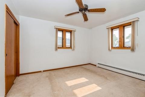 8128 S Octavia Ave, Bridgeview, IL 60455 photo 7