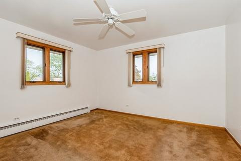 8128 S Octavia Ave, Bridgeview, IL 60455 photo 6