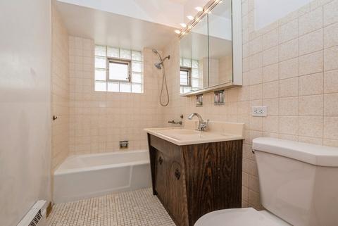 8128 S Octavia Ave, Bridgeview, IL 60455 photo 9