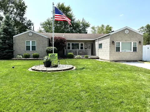 870 Cook Blvd, Bradley, IL 60915
