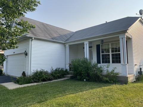 1004 Devon Dr, Antioch, IL 60002 photo 1