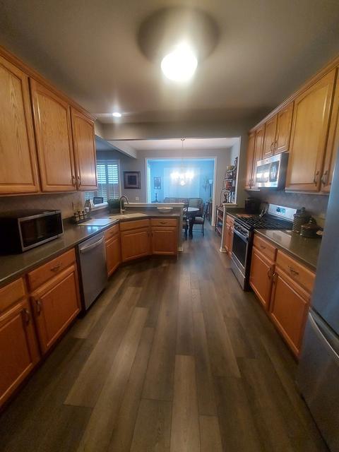 2470 Rolling Rdg, Elgin, IL 60124 photo 16