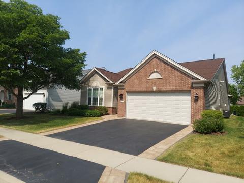 2470 Rolling Rdg, Elgin, IL 60124