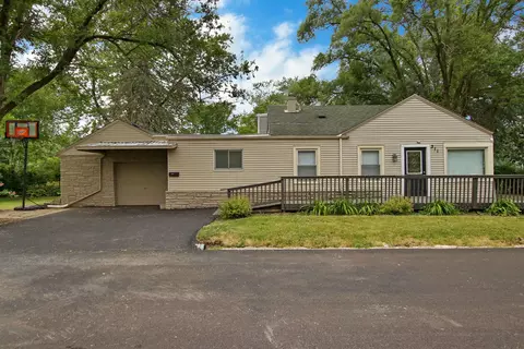 311 Elder Dr, Round Lake Park, IL 60073