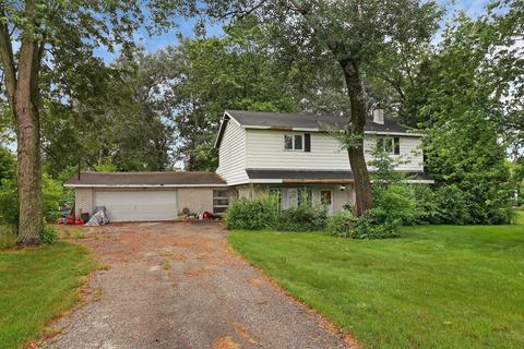 1920 Lockwood Dr, Libertyville, IL 60048