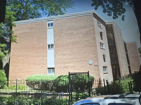 1630 W Estes Ave #304, Chicago, IL 60626