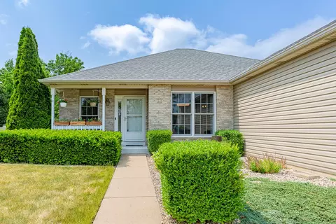 2101 Wesmere Lakes Dr, Plainfield, IL 60586