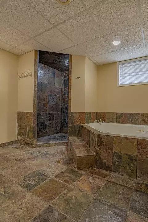 2101 Wesmere Lakes Dr, Plainfield, IL 60586 photo 17