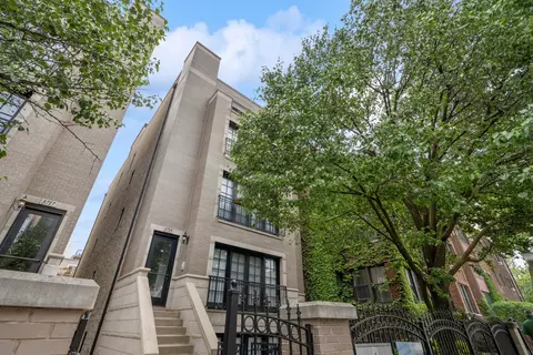 3715 N Wilton Ave #5, Chicago, IL 60613