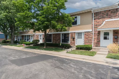 4118 Brentwood Ln, Waukegan, IL 60087