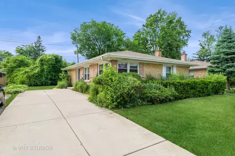 9118 Crawford Ave, Skokie, IL 60076