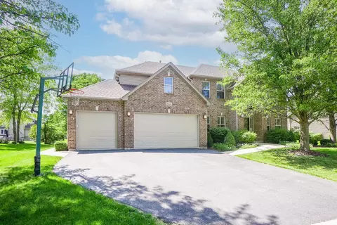 434 Bayberry Dr, Oswego, IL 60543