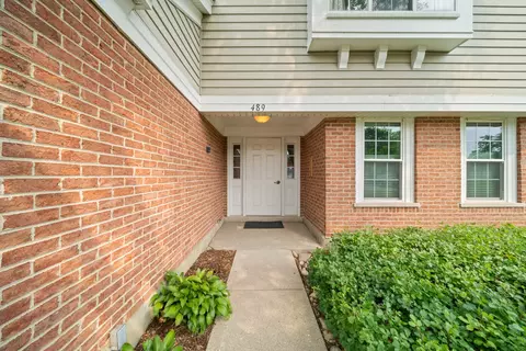 489 Green Bridge Ln #A, Prospect Heights, IL 60070