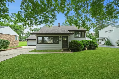 716 W Green St, Bensenville, IL 60106