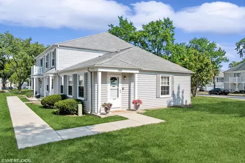 1285 Pleasant Ave #84-A, Glendale Heights, IL 60139