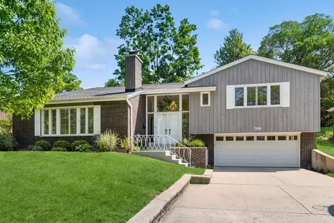 798 Timber Hill Rd, Highland Park, IL 60035