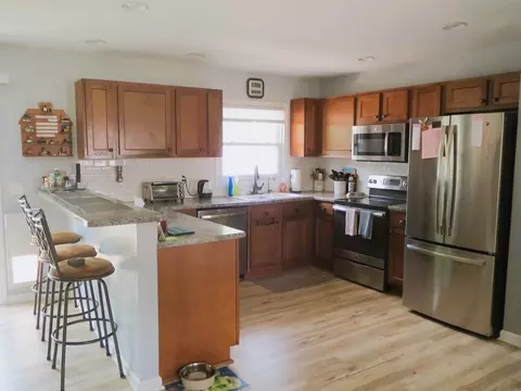 322 Park St, Dixon, IL 61021 photo 2