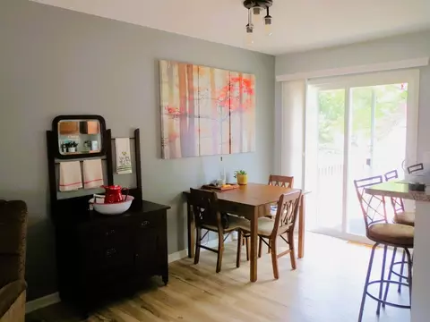 322 Park St, Dixon, IL 61021 photo 4