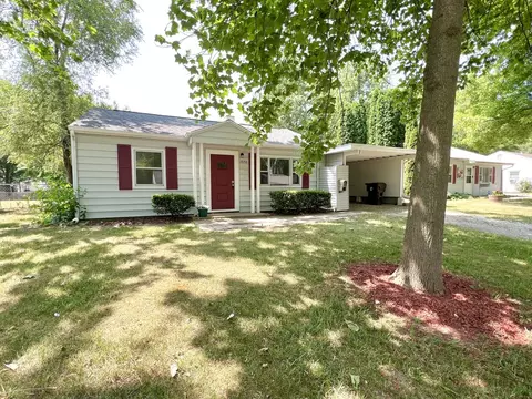 1072 Eastview Dr, Rantoul, IL 61866