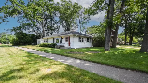 1705 N Linden Ave, Waukegan, IL 60085