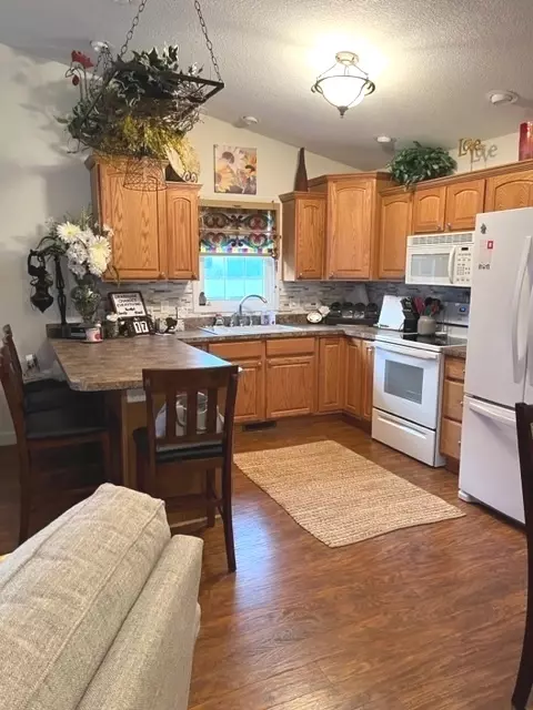 1105 Eastern Ave, Dixon, IL 61021 photo 3