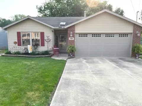 1105 Eastern Ave, Dixon, IL 61021