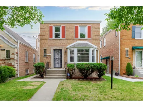 10350 S Prairie Ave, Chicago, IL 60628