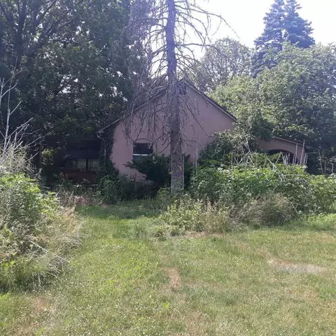 7493 N 2300th Ave, Geneseo, IL 61254