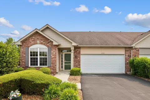 17137 Fontana Ln, Lockport, IL 60441