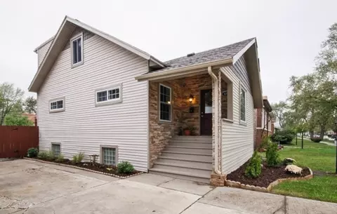 10962 S Church St, Chicago, IL 60643
