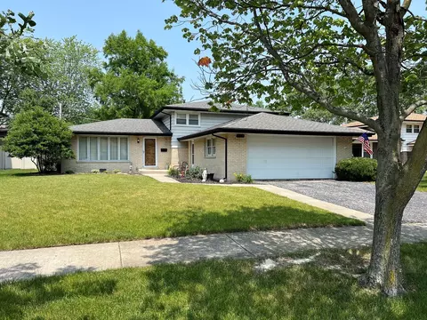 6324 Barbara Ave, Tinley Park, IL 60477