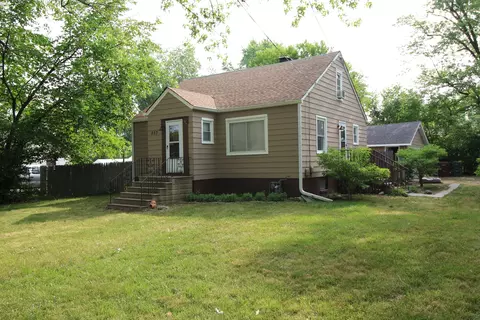 223 Lois Ave, Lockport, IL 60441