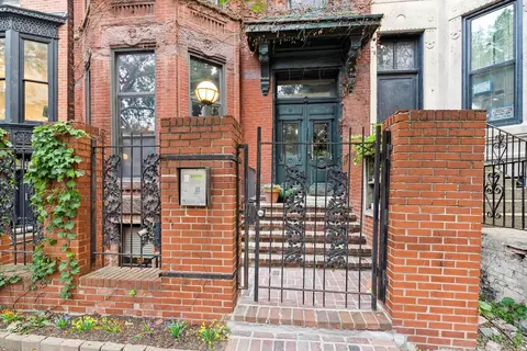 1832 N Lincoln Ave #1F, Chicago, IL 60614