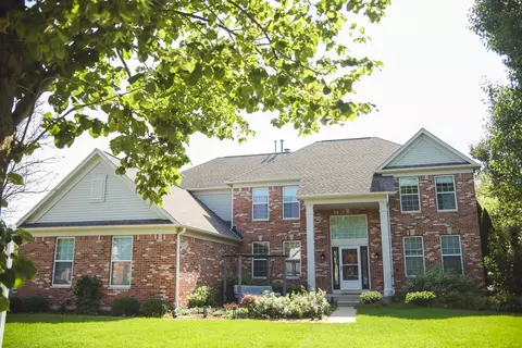 471 Brookside Ave, Algonquin, IL 60102