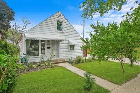 131 48th Ave, Bellwood, IL 60104