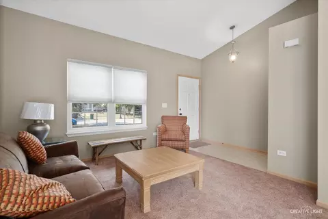4111 Dillon St, Plano, IL 60545 photo 2