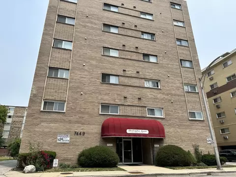 7449 Washington St #403, Forest Park, IL 60130