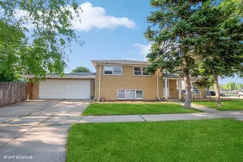9346 Austin Ave, Oak Lawn, IL 60453
