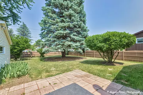 1706 E Grand Ave, Lindenhurst, IL 60046 photo 20