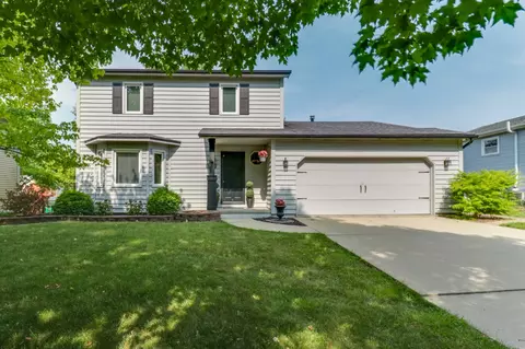 1226 Challis Dr, Bloomington, IL 61704