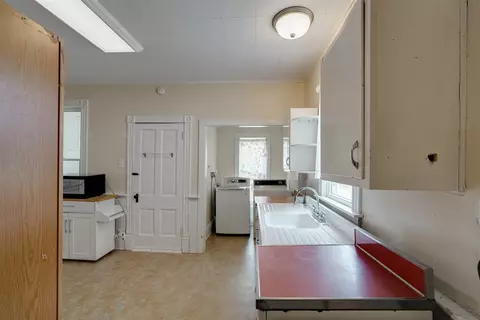300 W Exchange St, Danvers, IL 61732 photo 12