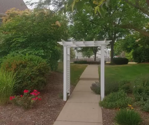 2464 Daybreak Ct, Elgin, IL 60123 photo 22