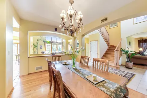 1117 S Elmhurst Rd, Wheeling, IL 60090 photo 4
