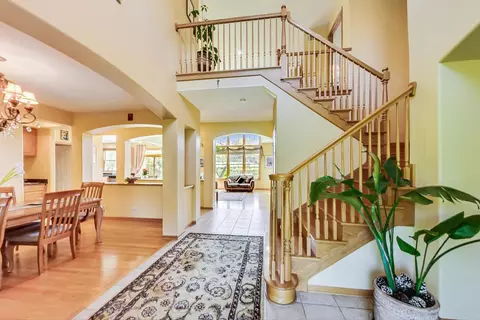 1117 S Elmhurst Rd, Wheeling, IL 60090 photo 2